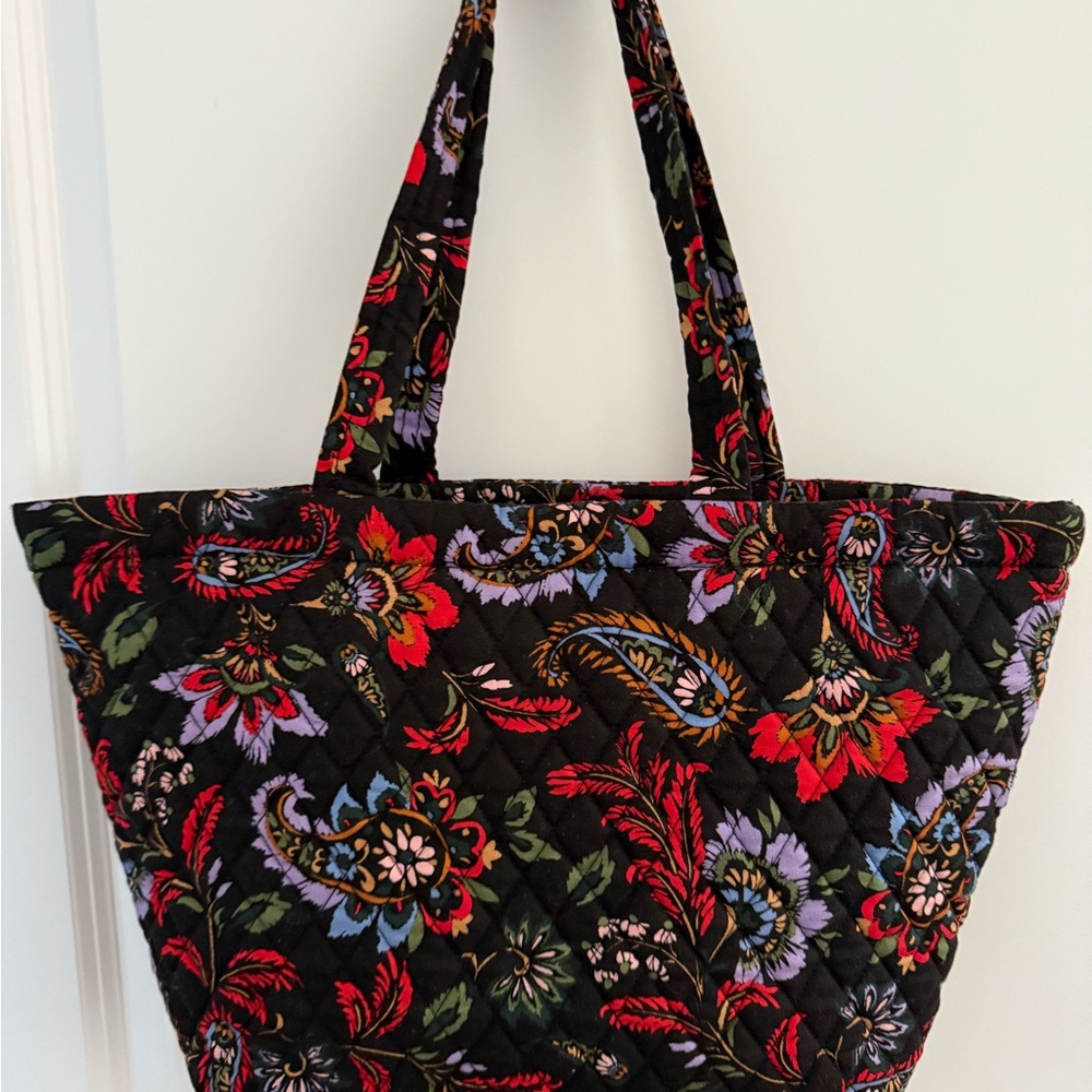 Vera Bradley Floral Quilted Tote Bag new no tags